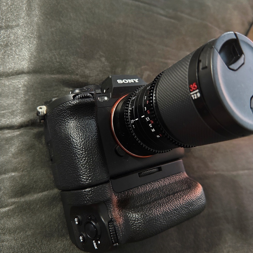 SELLING MY SONY A7RV!